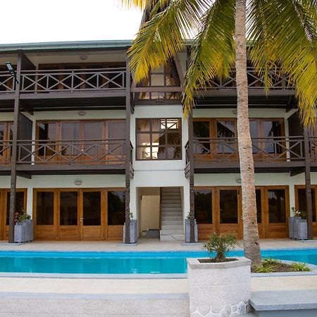 Hotel Baobab Cafe Morondava Eksteriør billede