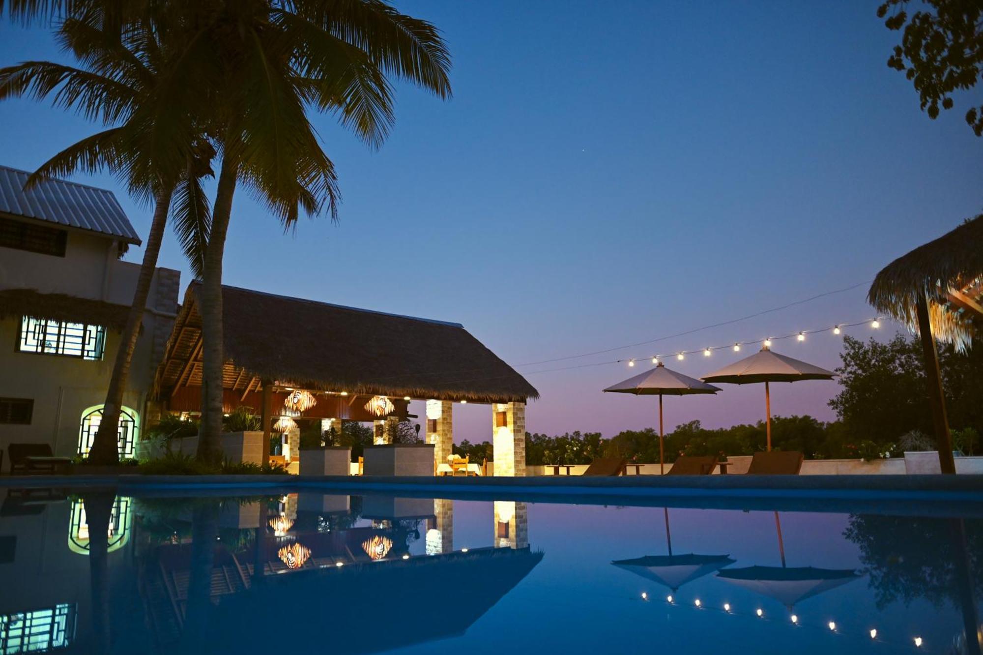 Hotel Baobab Cafe Morondava Eksteriør billede